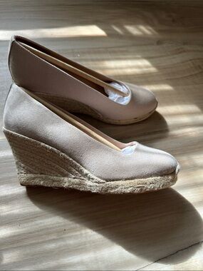 NWOB JCrew Classic Women's Canvas Espadrille Wedge - Cream Size 7